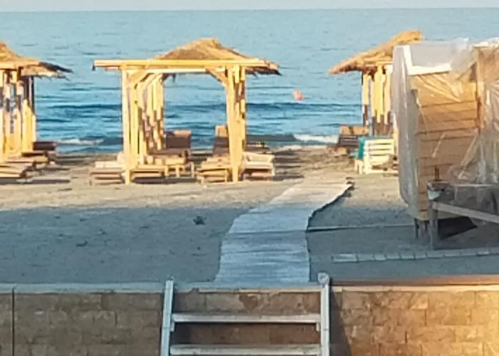 Briza Marii Pe Plaja *